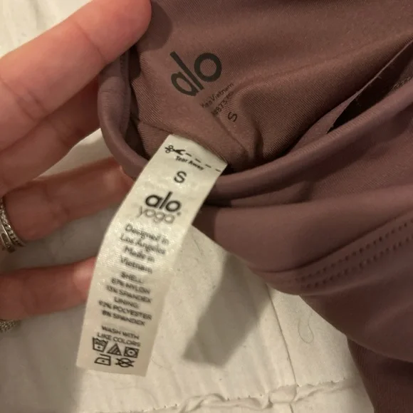 Alo - Picture 3 of 3